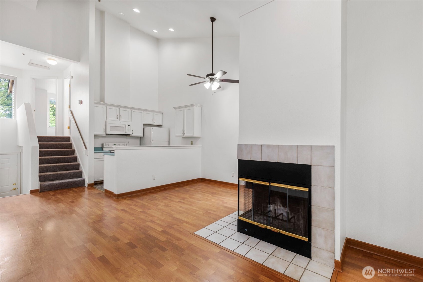 4719 NW Walgren Drive #106, Silverdale, WA 98383