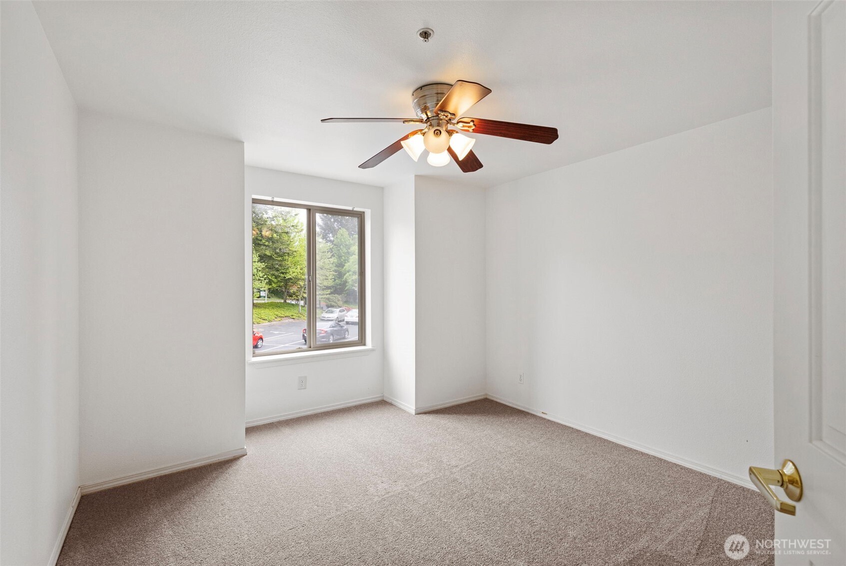 4719 NW Walgren Drive #106, Silverdale, WA 98383