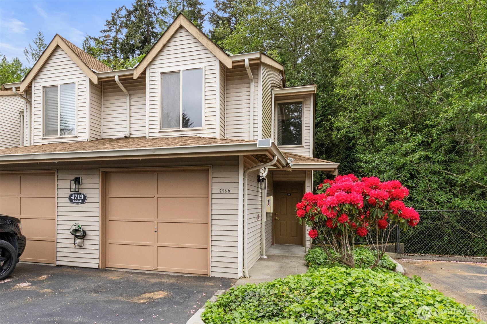 4719 NW Walgren Drive #106, Silverdale, WA 98383