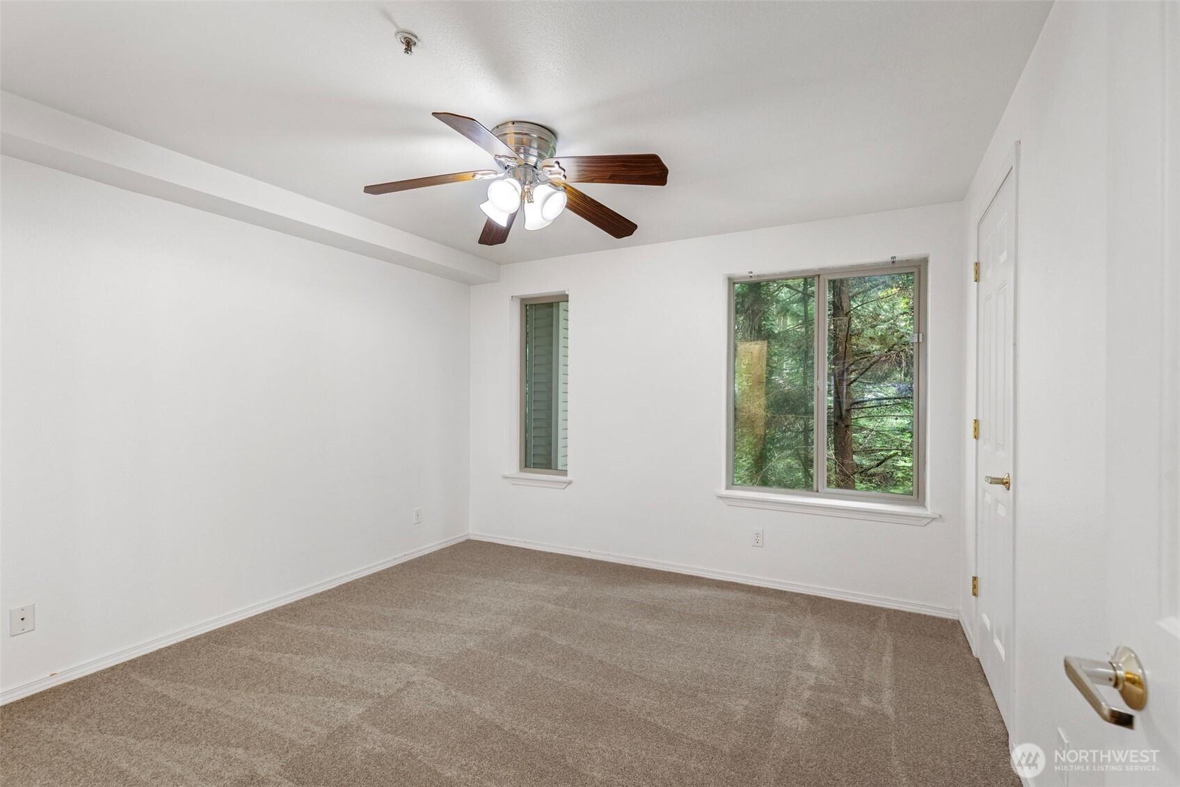 4719 NW Walgren Drive #106, Silverdale, WA 98383
