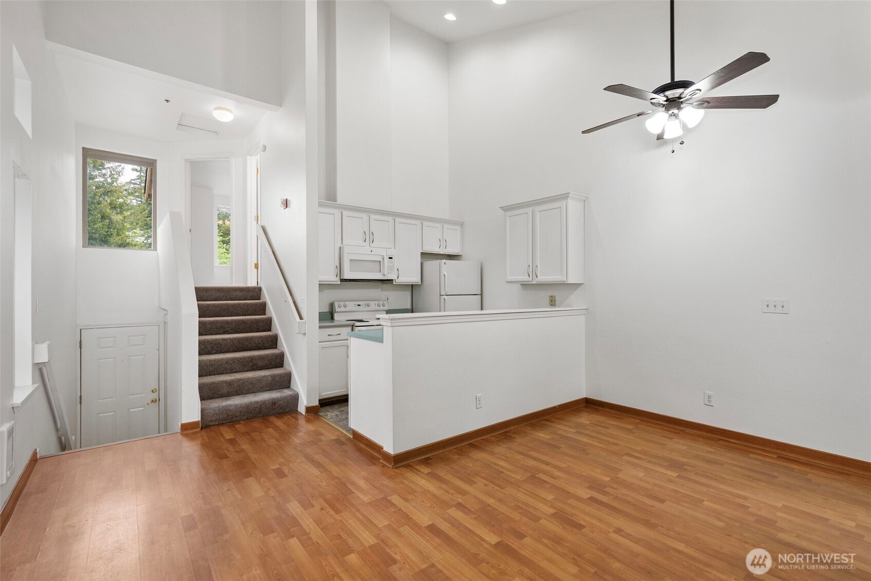 4719 NW Walgren Drive #106, Silverdale, WA 98383