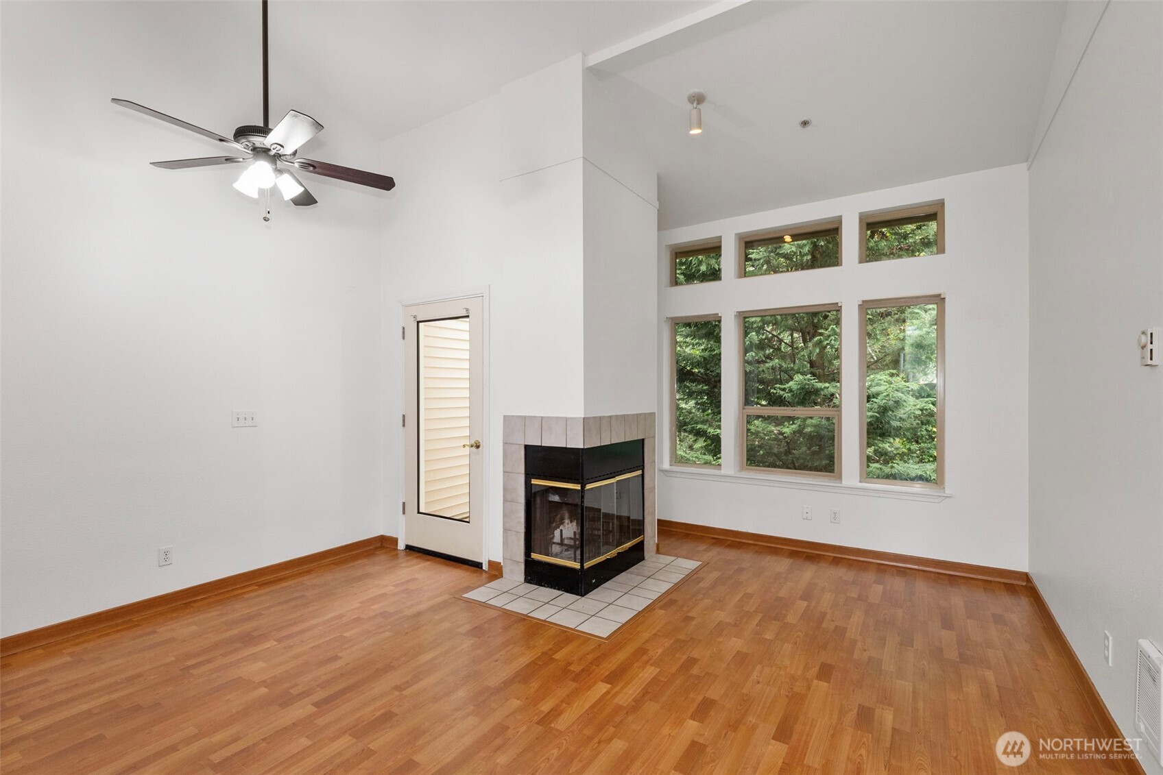 4719 NW Walgren Drive #106, Silverdale, WA 98383