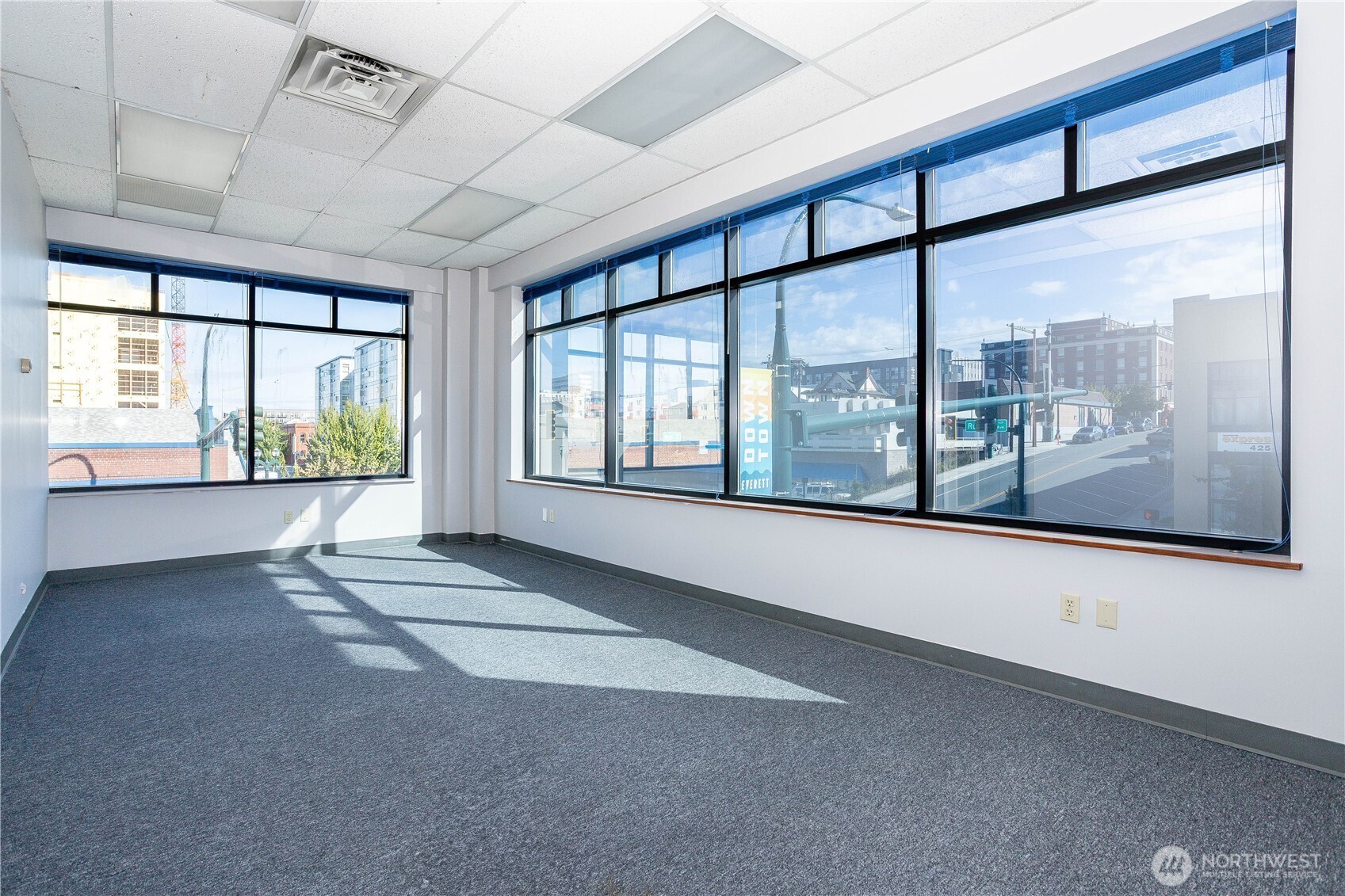 1316 Wall Street , Everett, WA 98201-3942