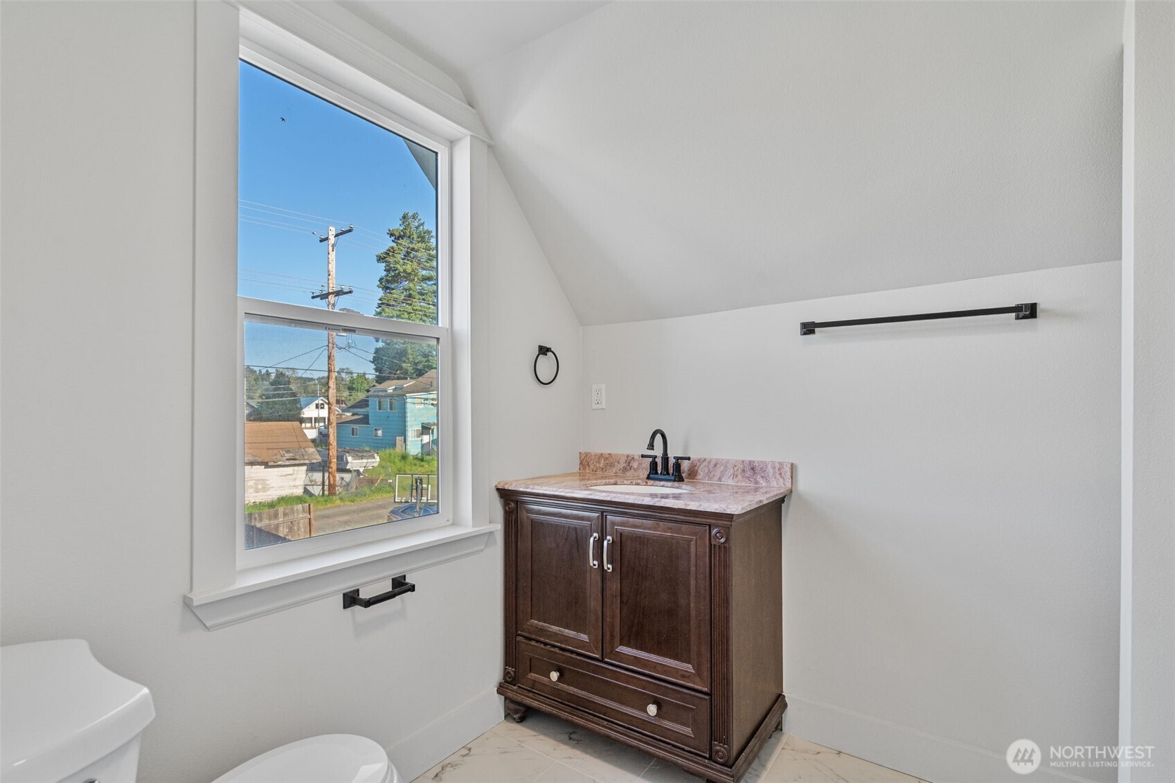 1016 N Pearl Street , Centralia, WA 98531
