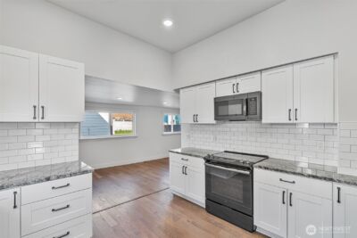 1016 N Pearl Street , Centralia, WA 98531 - Photo 10