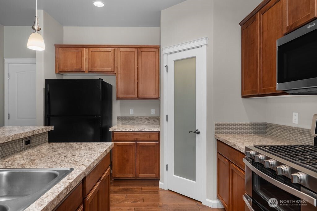 4322 Dudley Drive NE, Lacey, WA 98516