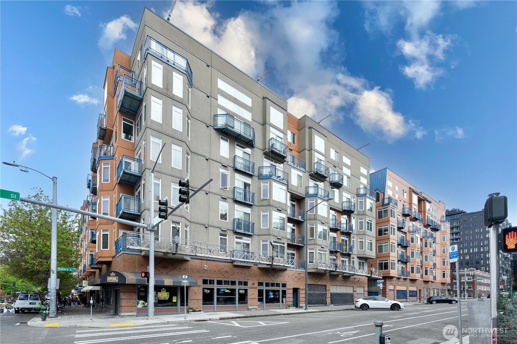 2415 2nd Avenue #743, Seattle, WA 98121
