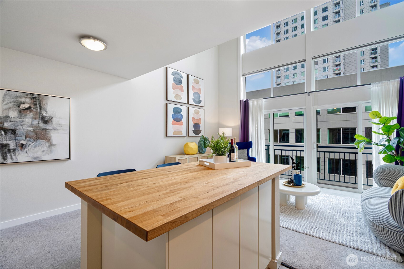 2415 2nd Avenue #743, Seattle, WA 98121