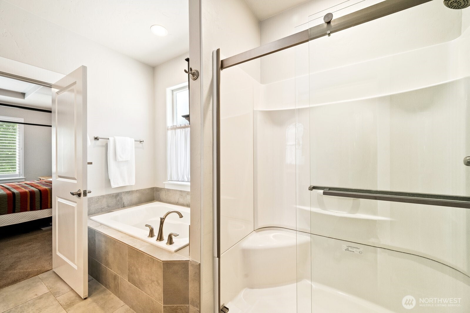 630 SE Whimbrel Loop , College Place, WA 99324