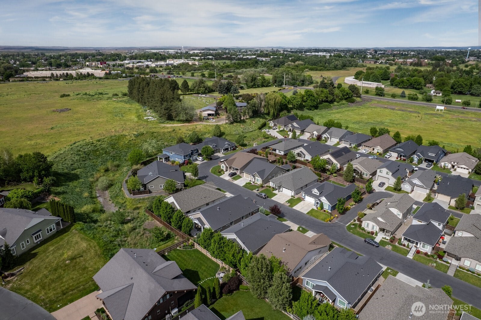 630 SE Whimbrel Loop , College Place, WA 99324