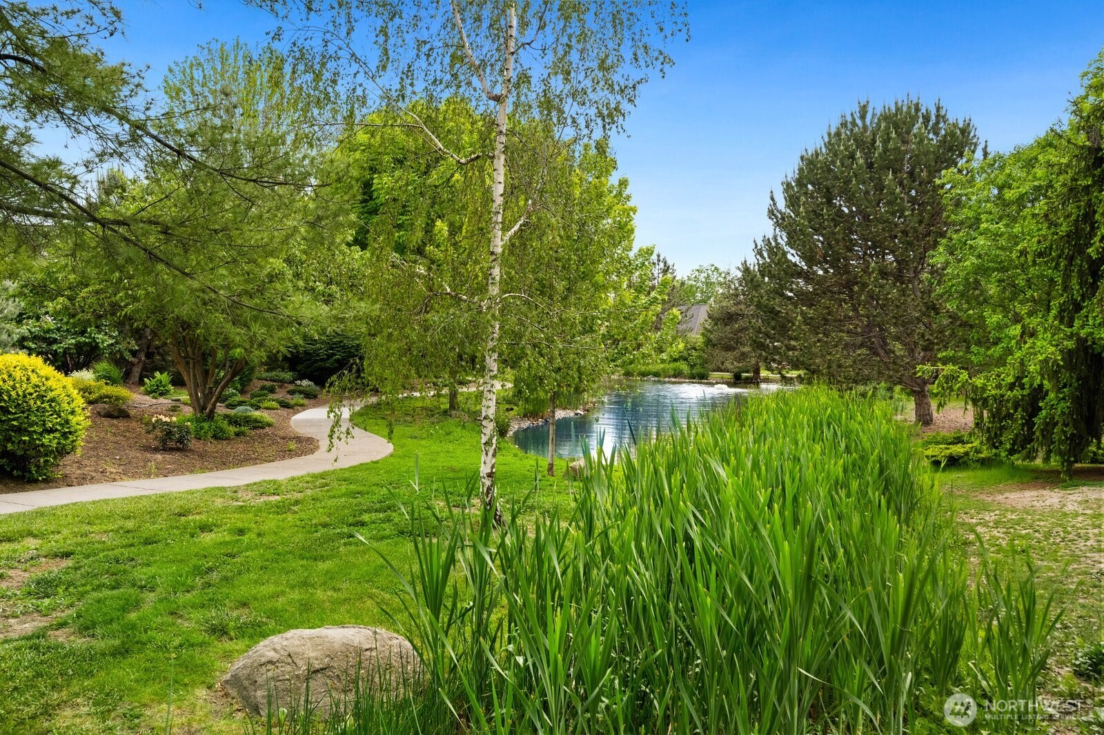 630 SE Whimbrel Loop , College Place, WA 99324