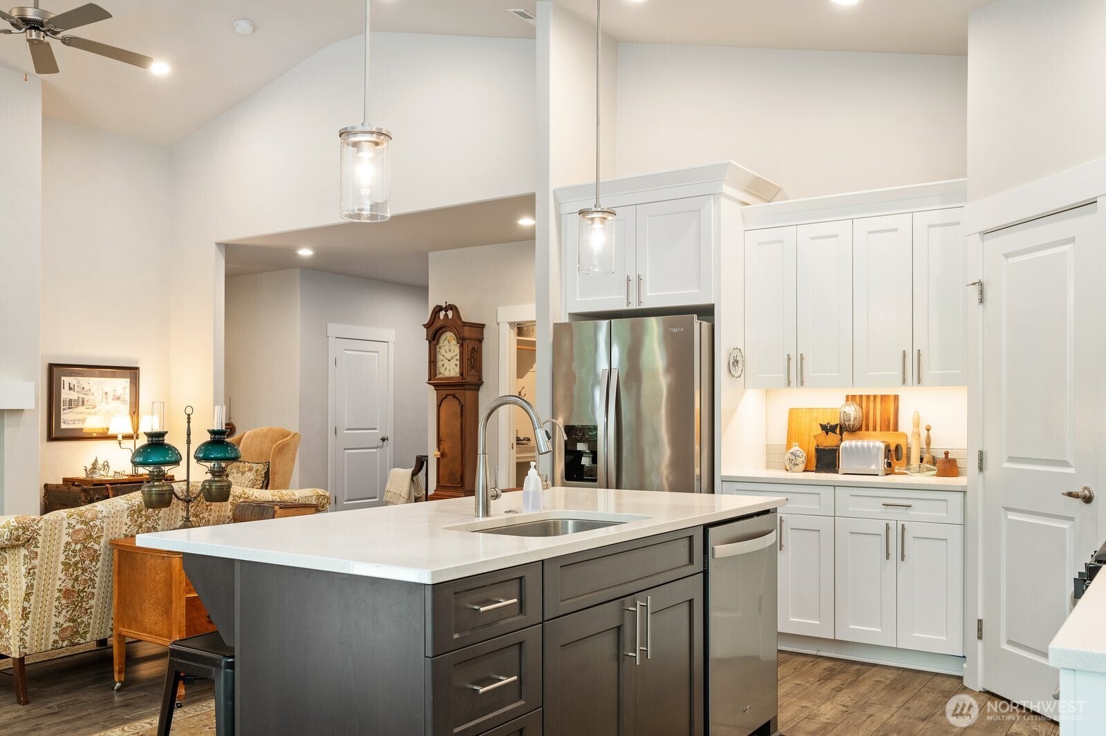 630 SE Whimbrel Loop , College Place, WA 99324