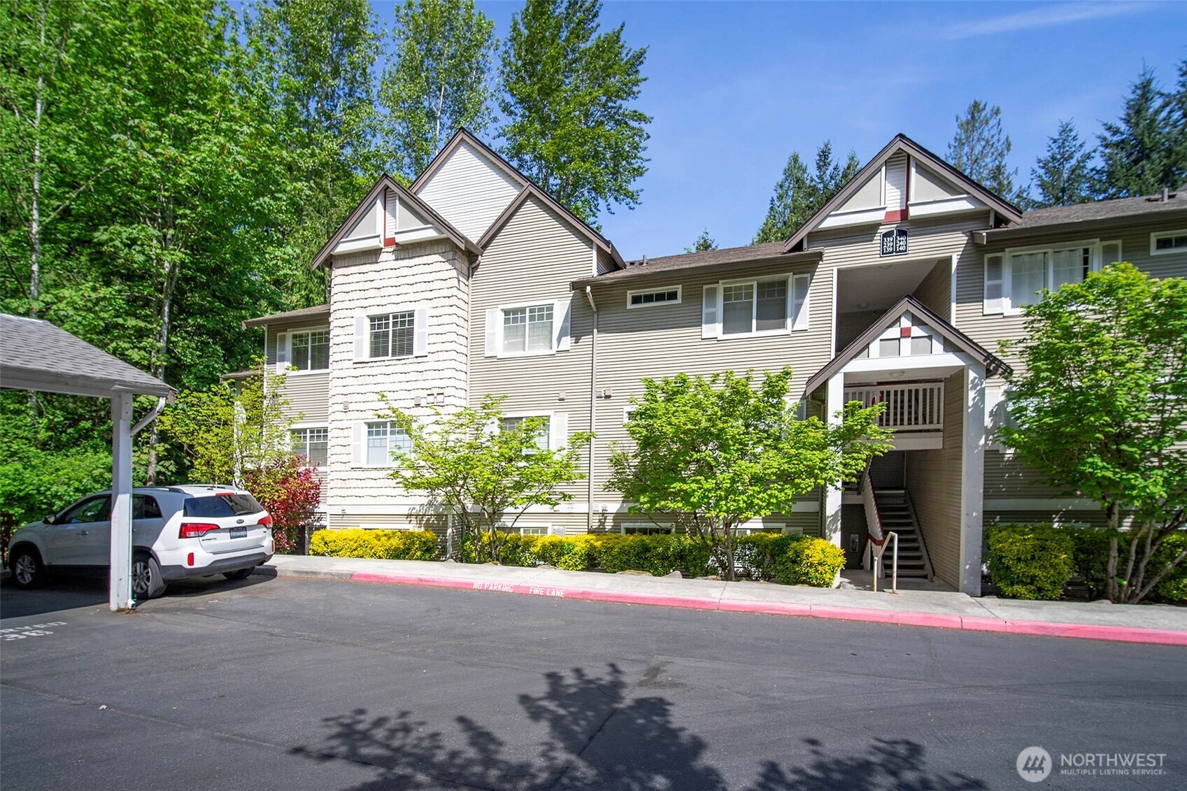 18501 SE Newport Way #J238, Issaquah, WA 98027