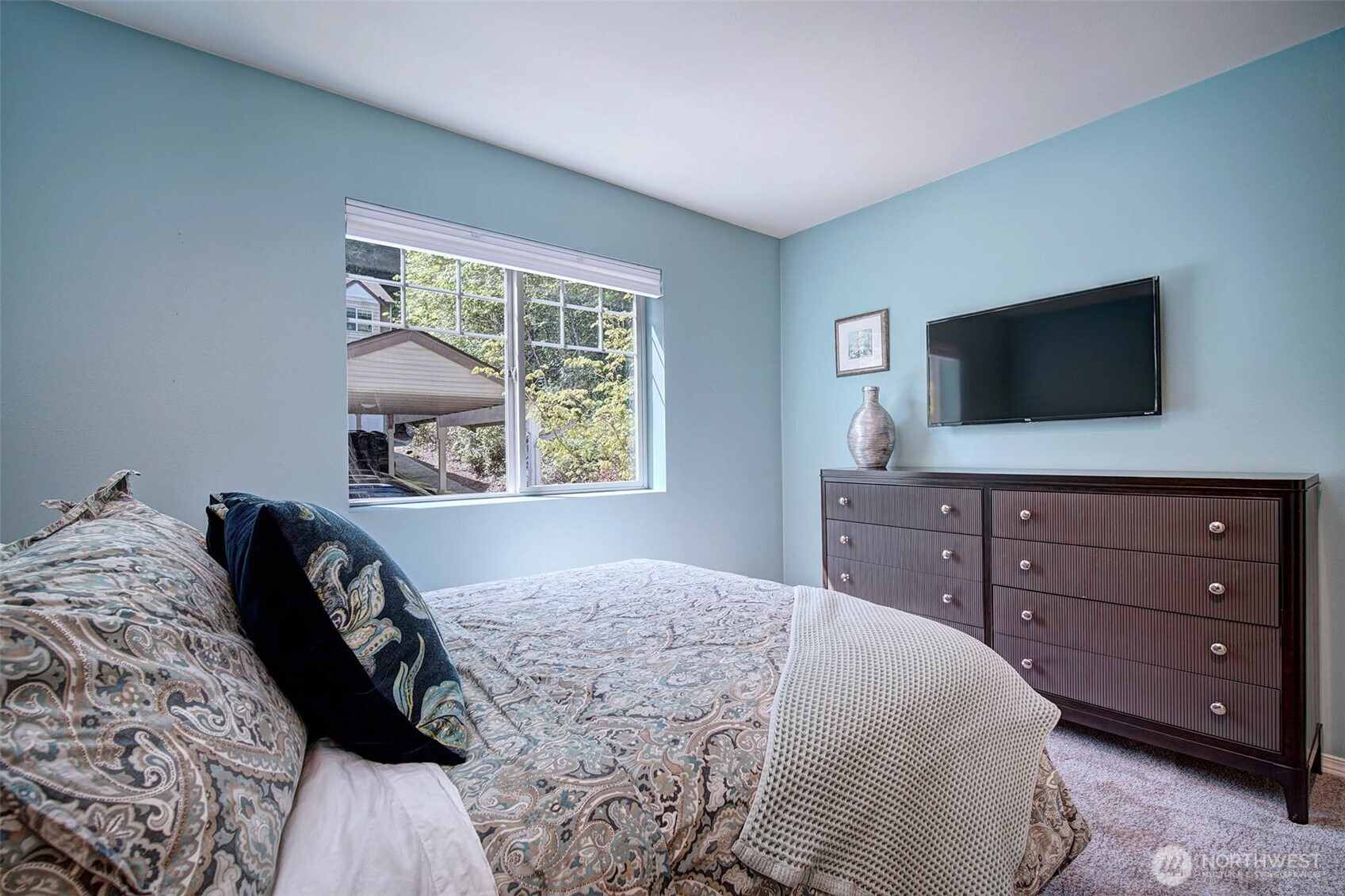 18501 SE Newport Way #J238, Issaquah, WA 98027