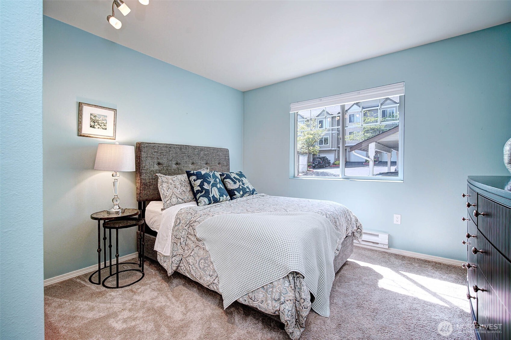 18501 SE Newport Way #J238, Issaquah, WA 98027