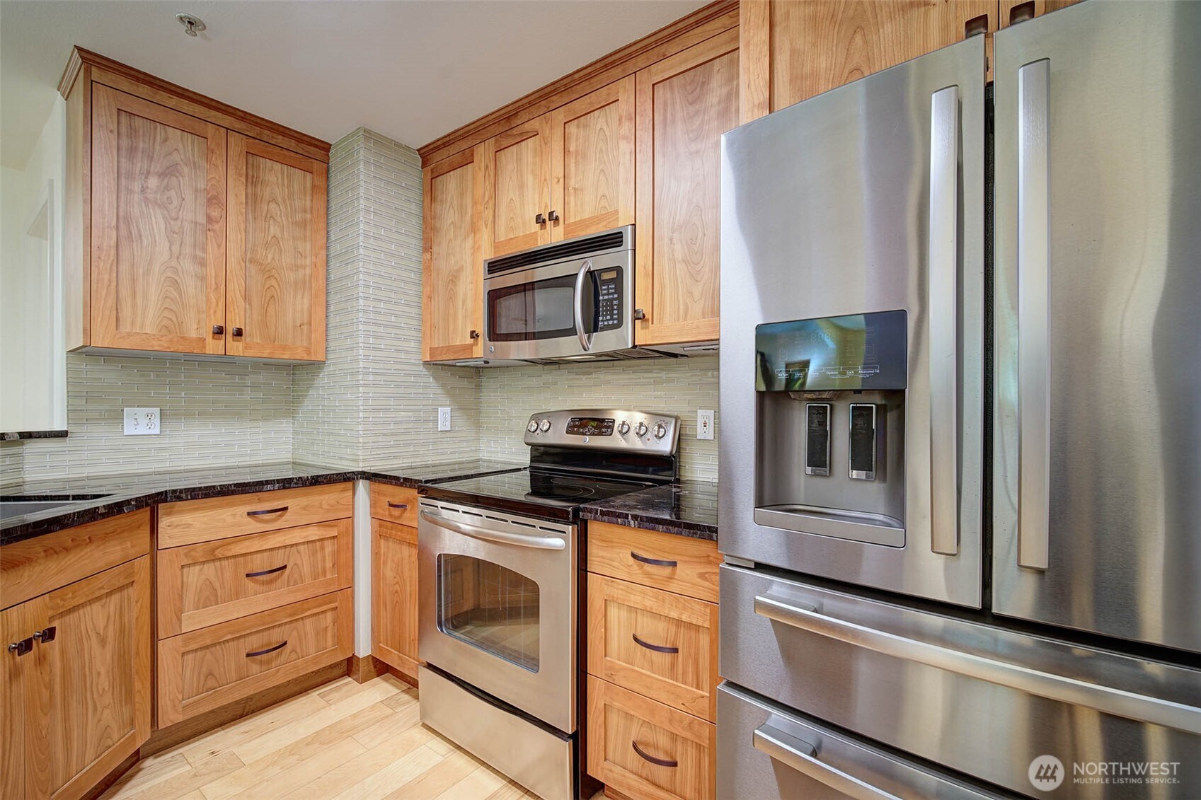 18501 SE Newport Way #J238, Issaquah, WA 98027