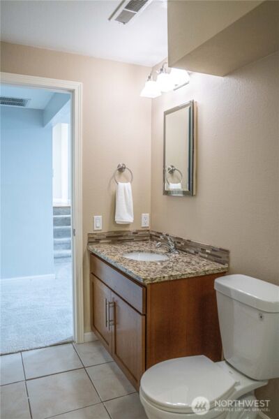 22039 NE 15th Street , Sammamish, WA 98074-6820 - Photo 16