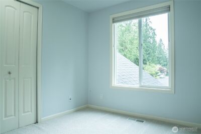 22039 NE 15th Street , Sammamish, WA 98074-6820 - Photo 18