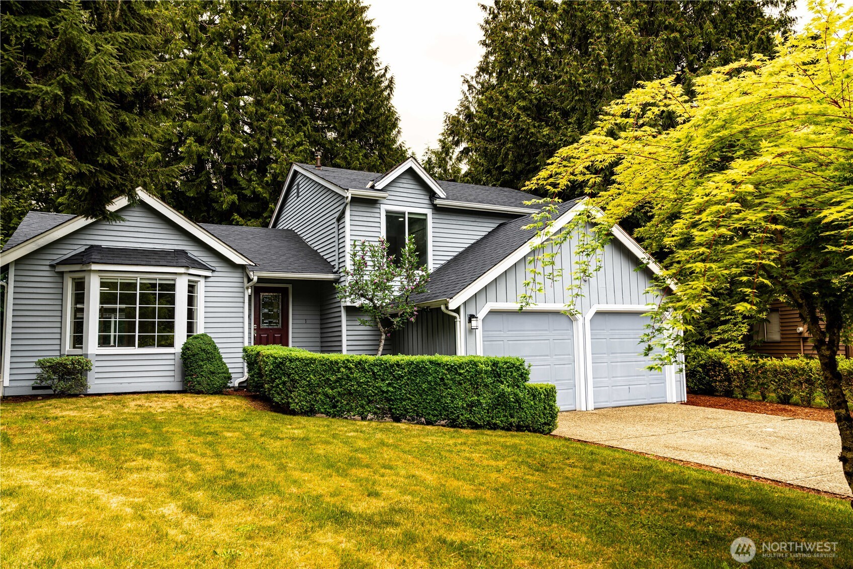 22039 NE 15th Street , Sammamish, WA 98074-6820