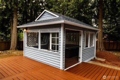 22039 NE 15th Street , Sammamish, WA 98074-6820 - Photo 30