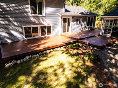 22039 NE 15th Street , Sammamish, WA 98074-6820 - Photo 32