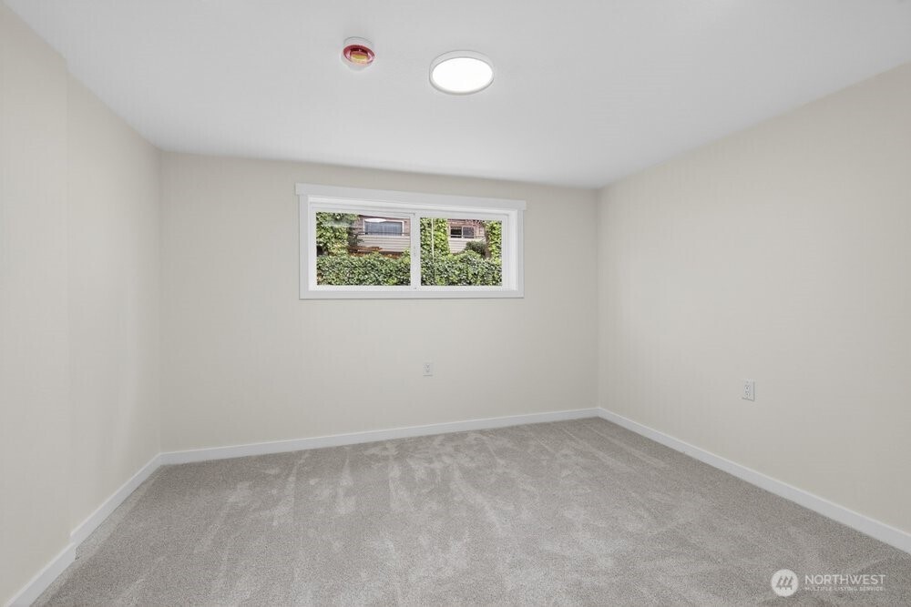 8004 203rd Place SW, Edmonds, WA 98026-6738