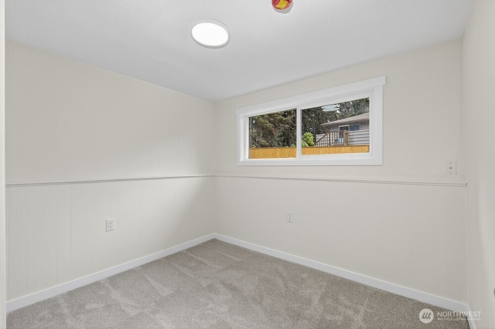 8004 203rd Place SW, Edmonds, WA 98026-6738