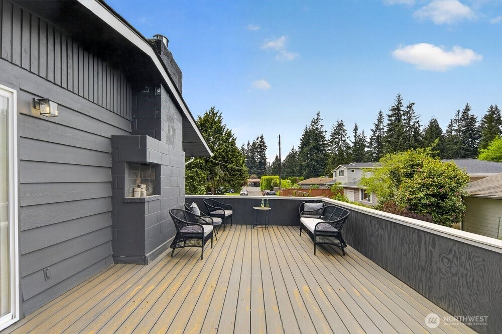 8004 203rd Place SW, Edmonds, WA 98026-6738