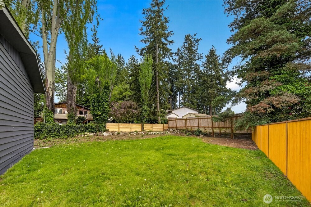 8004 203rd Place SW, Edmonds, WA 98026-6738