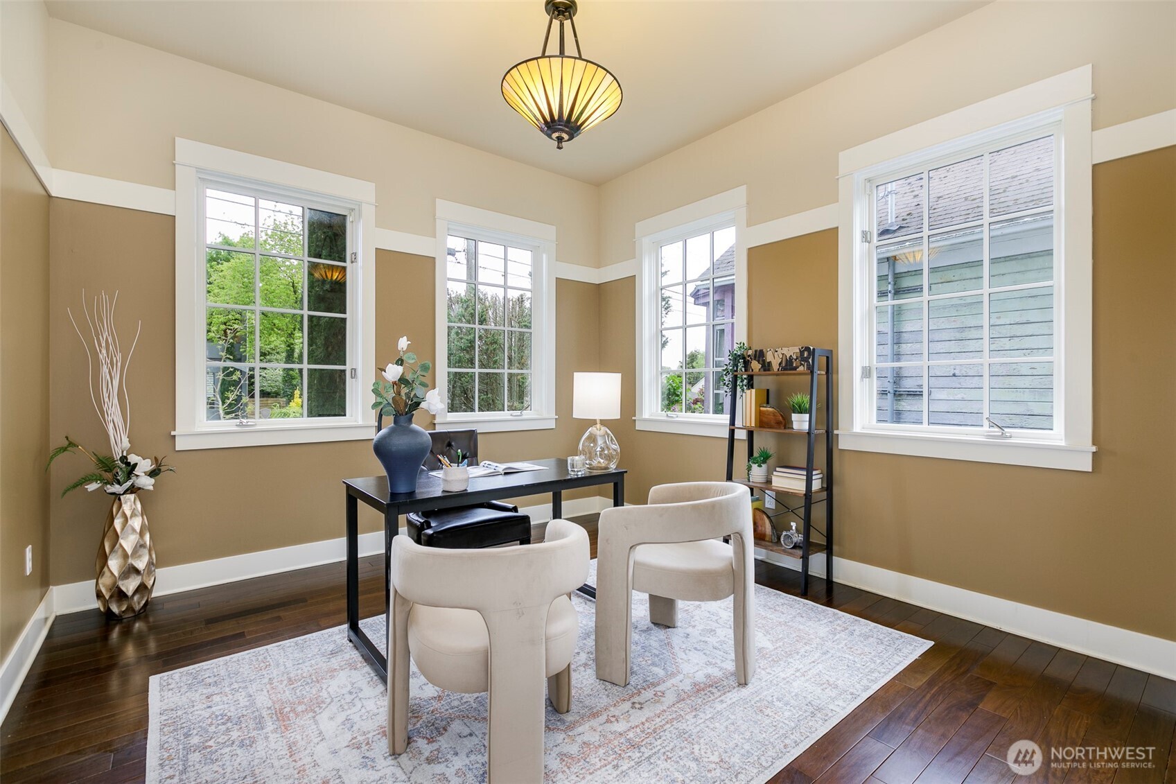 5726 Kirkwood Place N, Seattle, WA 98103