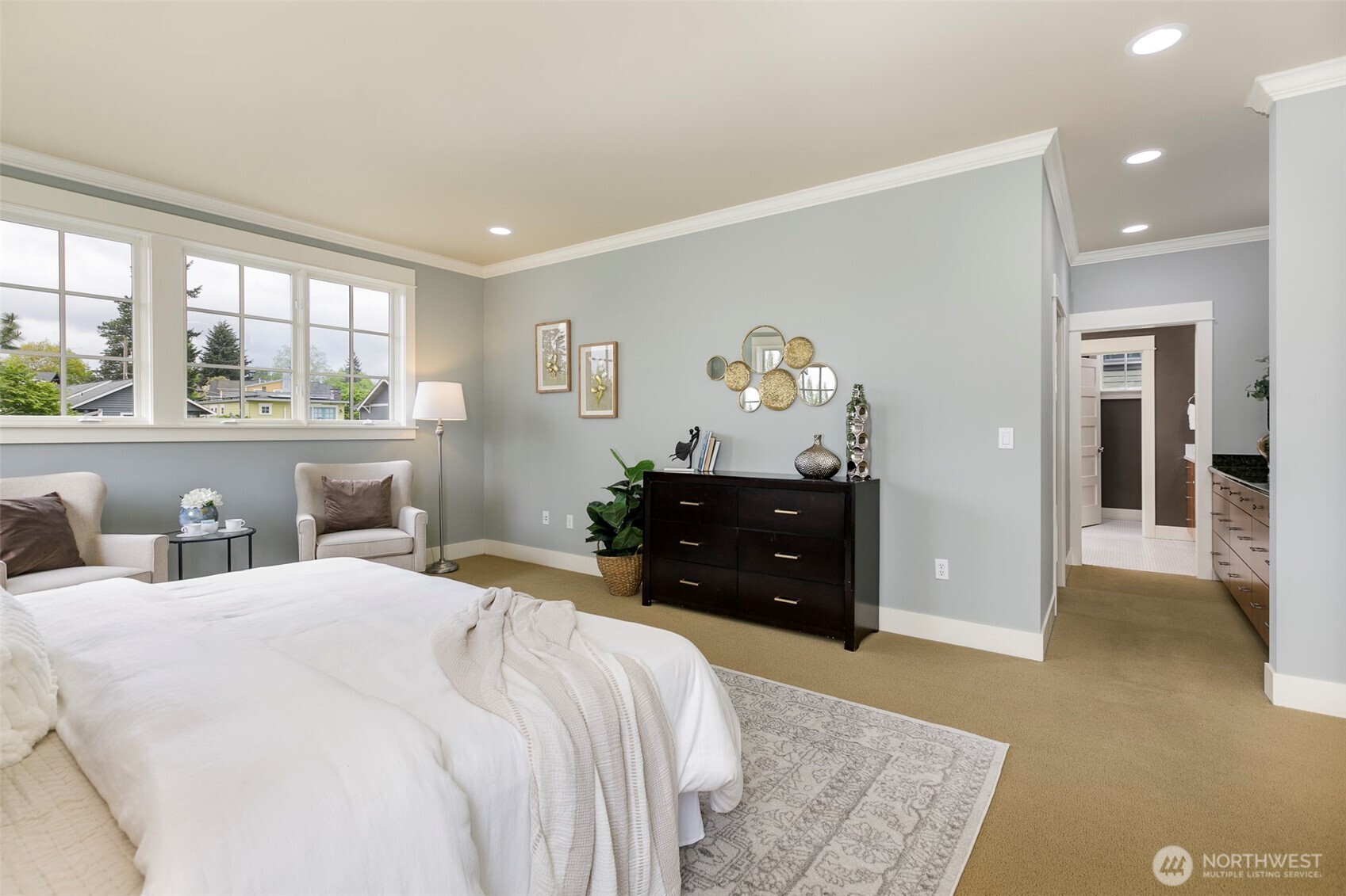 5726 Kirkwood Place N, Seattle, WA 98103