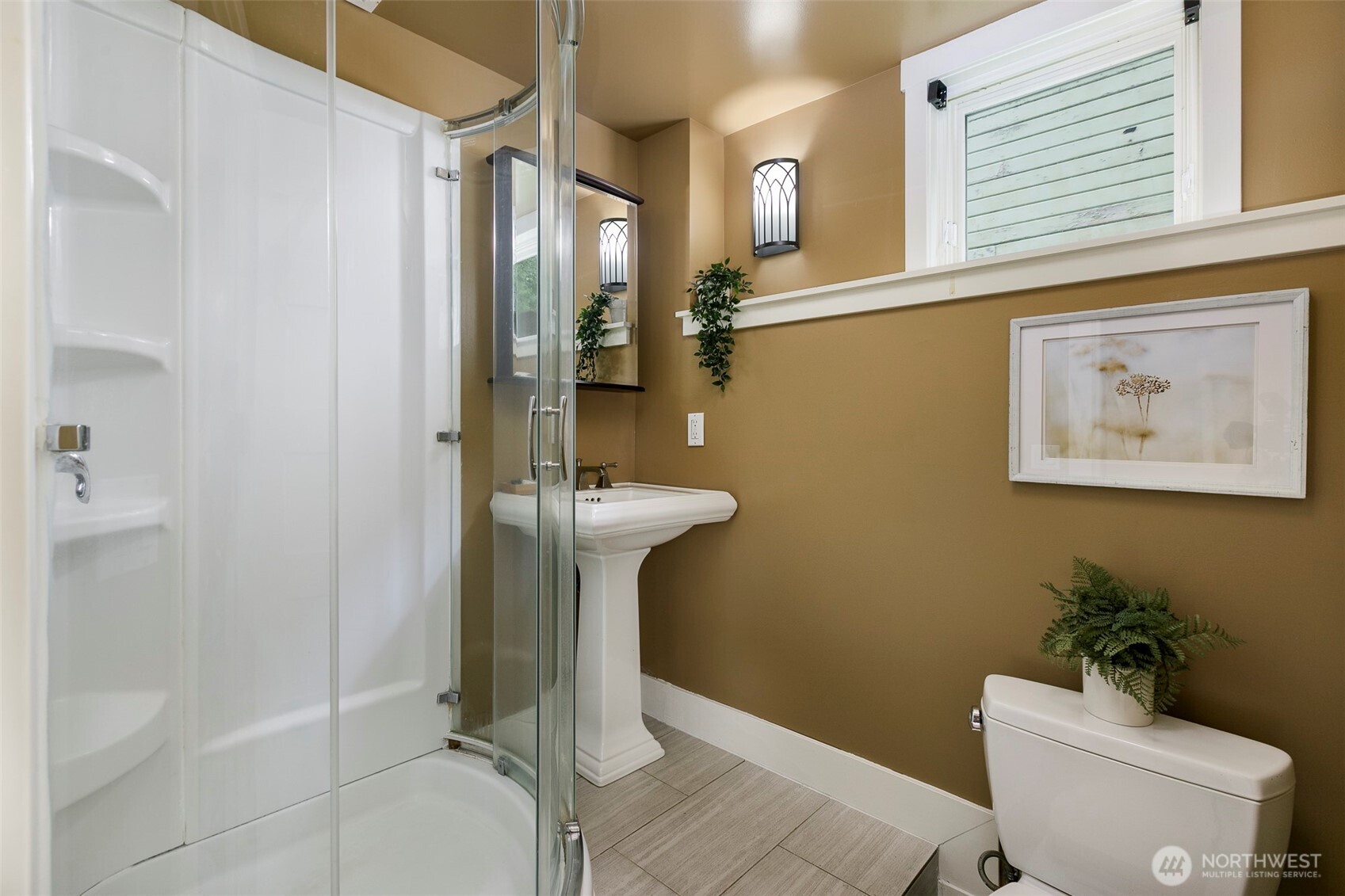 5726 Kirkwood Place N, Seattle, WA 98103