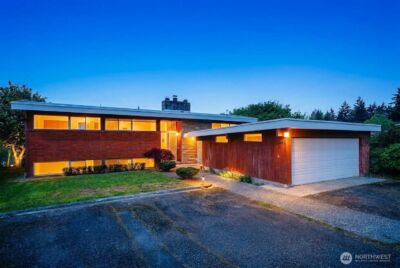 2512 S Raymond Street , Seattle, WA 98108