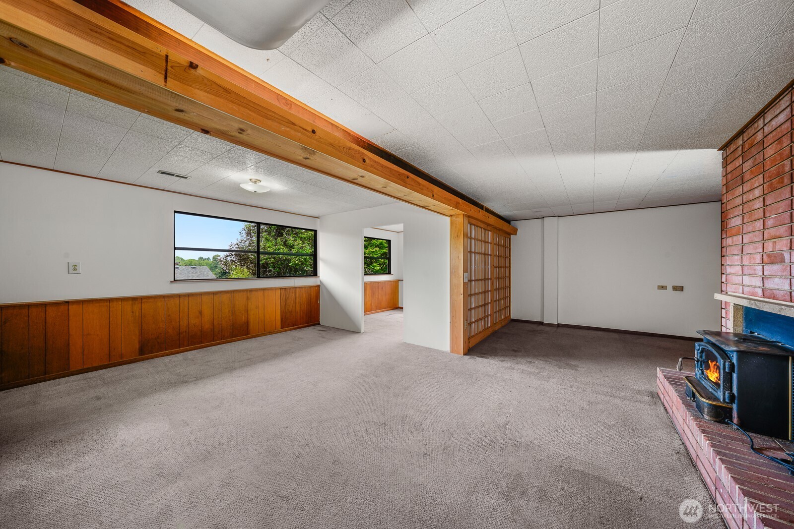 2512 S Raymond Street , Seattle, WA 98108