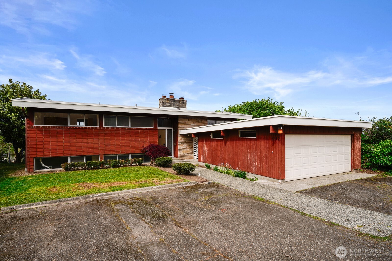 2512 S Raymond Street , Seattle, WA 98108