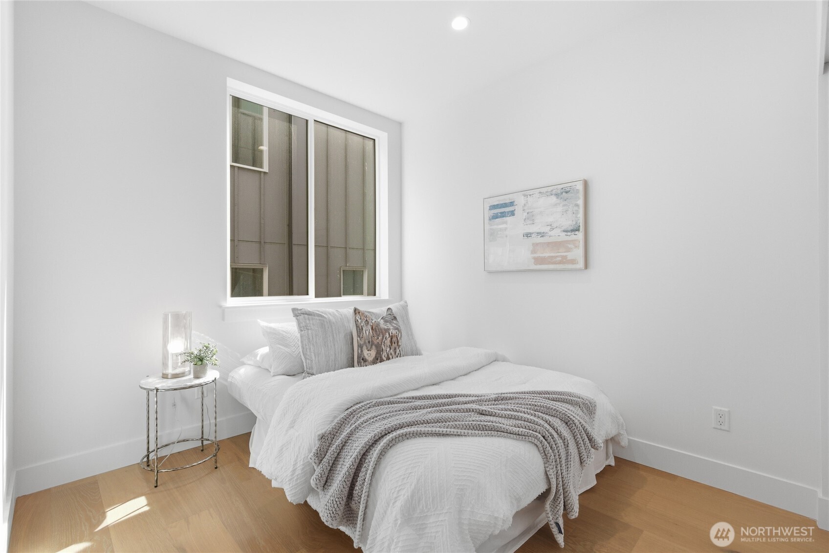 6217 9th Avenue NE, Seattle, WA 98115