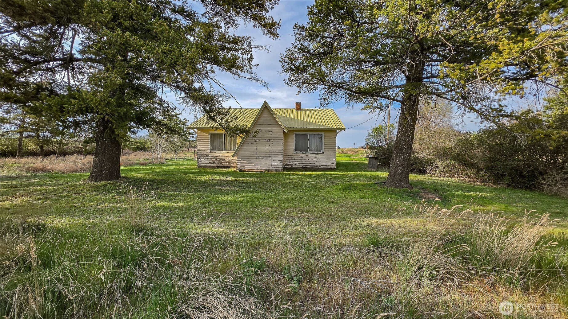 101 US Hwy 2 , Waterville, WA 98858
