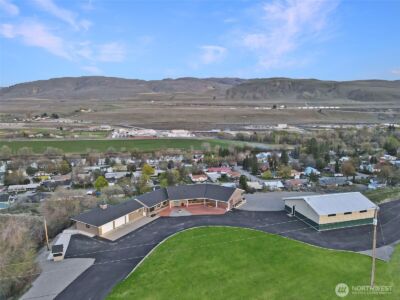 940 Sunrise Heights Road , Okanogan, WA 98840