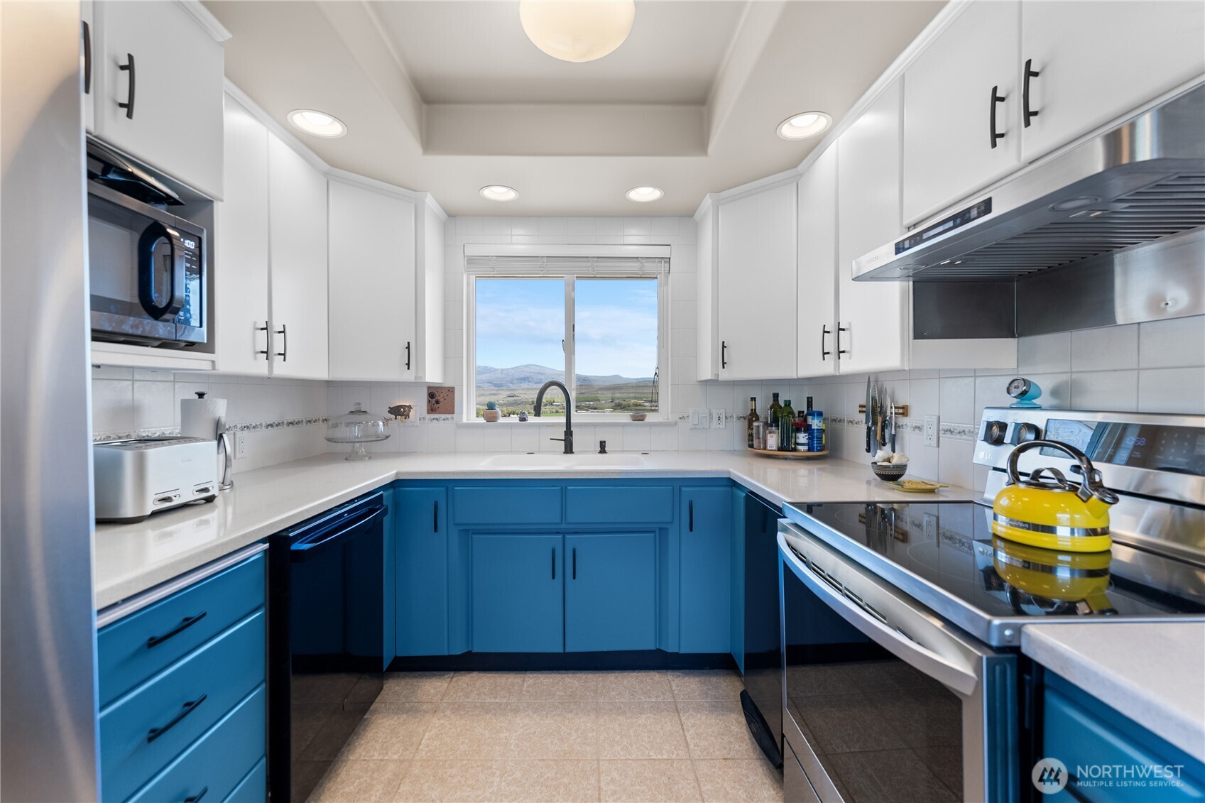 940 Sunrise Heights Road , Okanogan, WA 98840