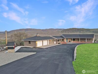 940 Sunrise Heights Road , Okanogan, WA 98840 - Photo 2