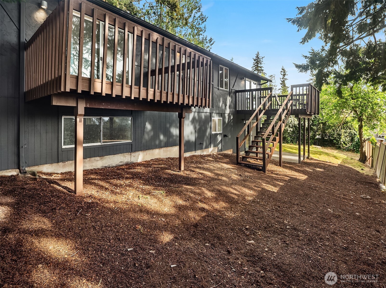 1421 NW 196th St , Shoreline, WA 98177
