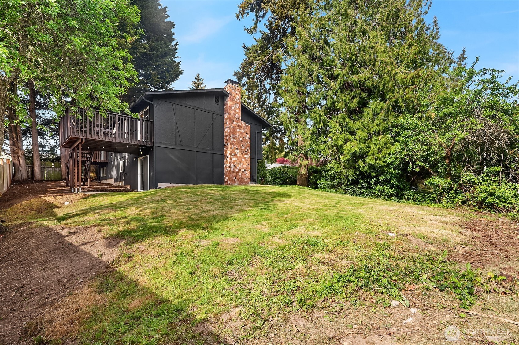 1421 NW 196th St , Shoreline, WA 98177