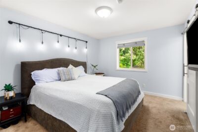 11837 Venice Loop NE, Bainbridge Island, WA 98110 - Photo 14