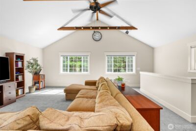 11837 Venice Loop NE, Bainbridge Island, WA 98110 - Photo 18