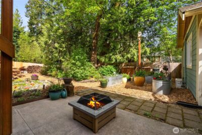 11837 Venice Loop NE, Bainbridge Island, WA 98110 - Photo 19