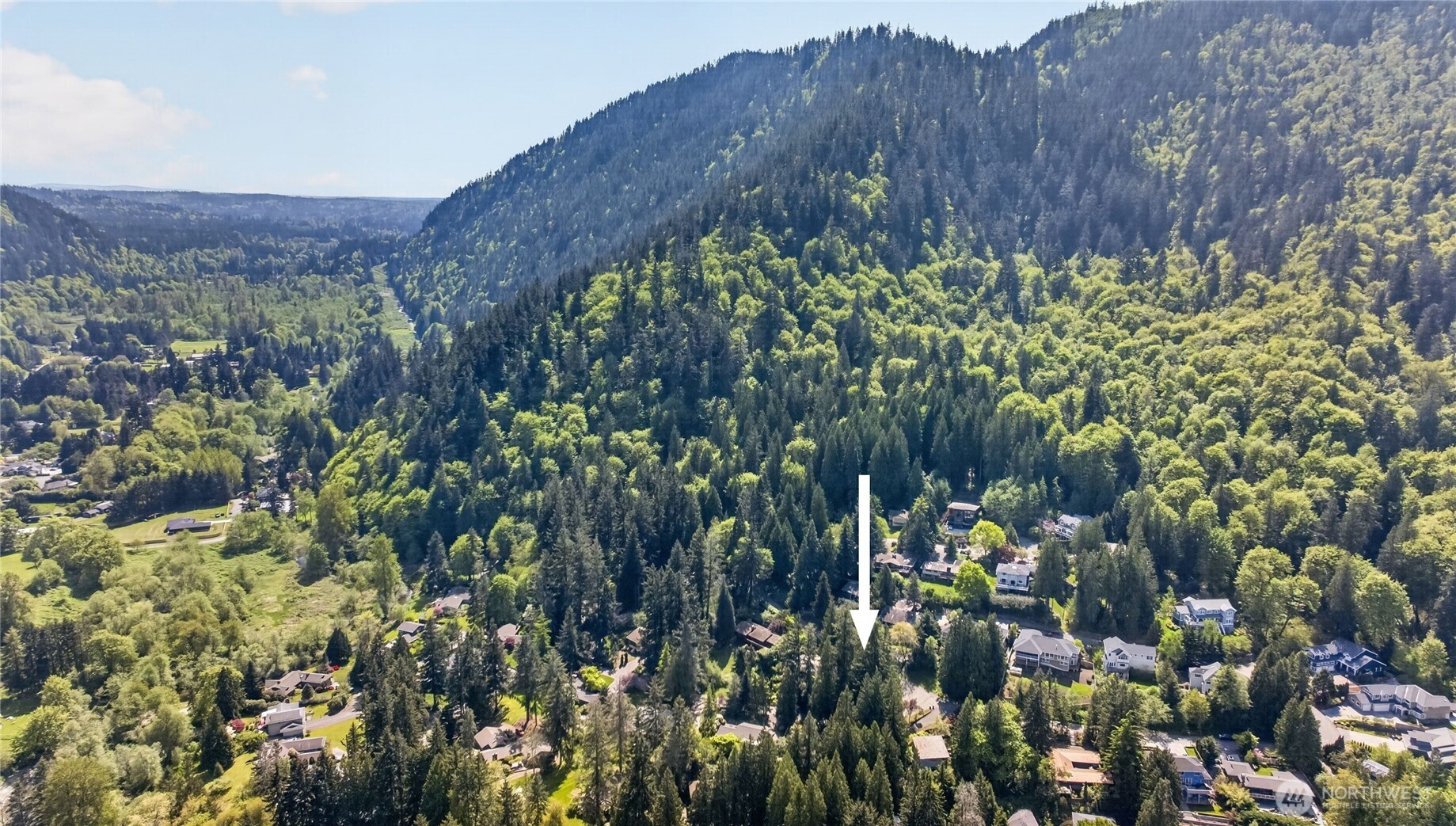 37 x Crystal Creek Cir , Issaquah, WA 98027