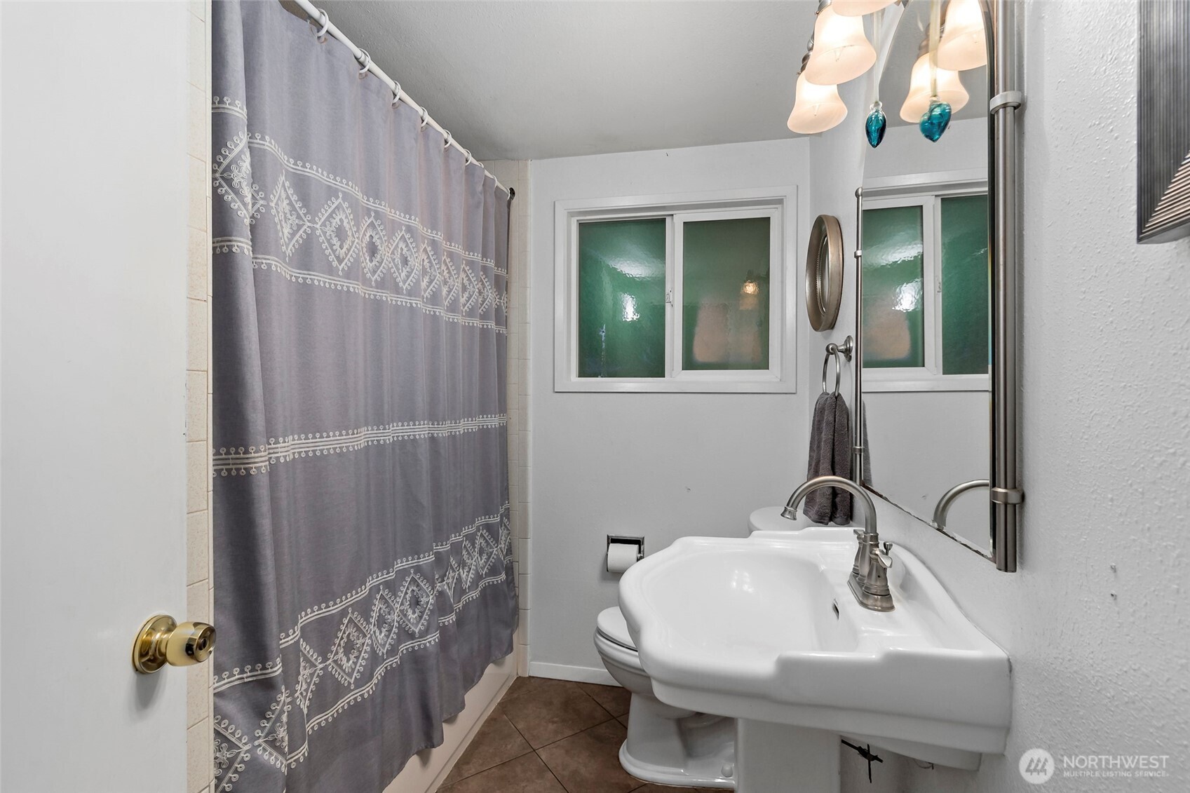 5222 East Harbor Road , Freeland, WA 98249