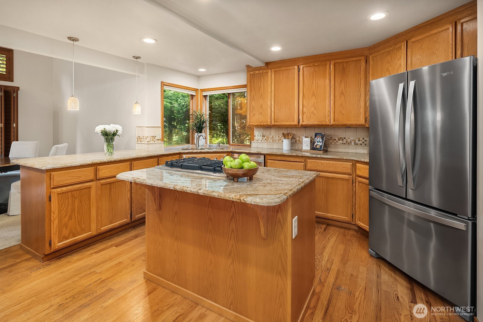 275 Mt Quay Drive NW, Issaquah, WA 98027