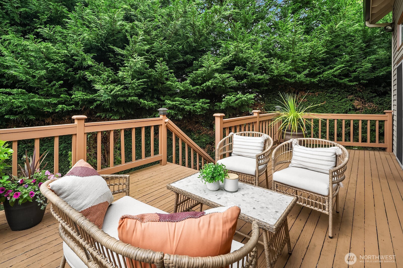 275 Mt Quay Drive NW, Issaquah, WA 98027