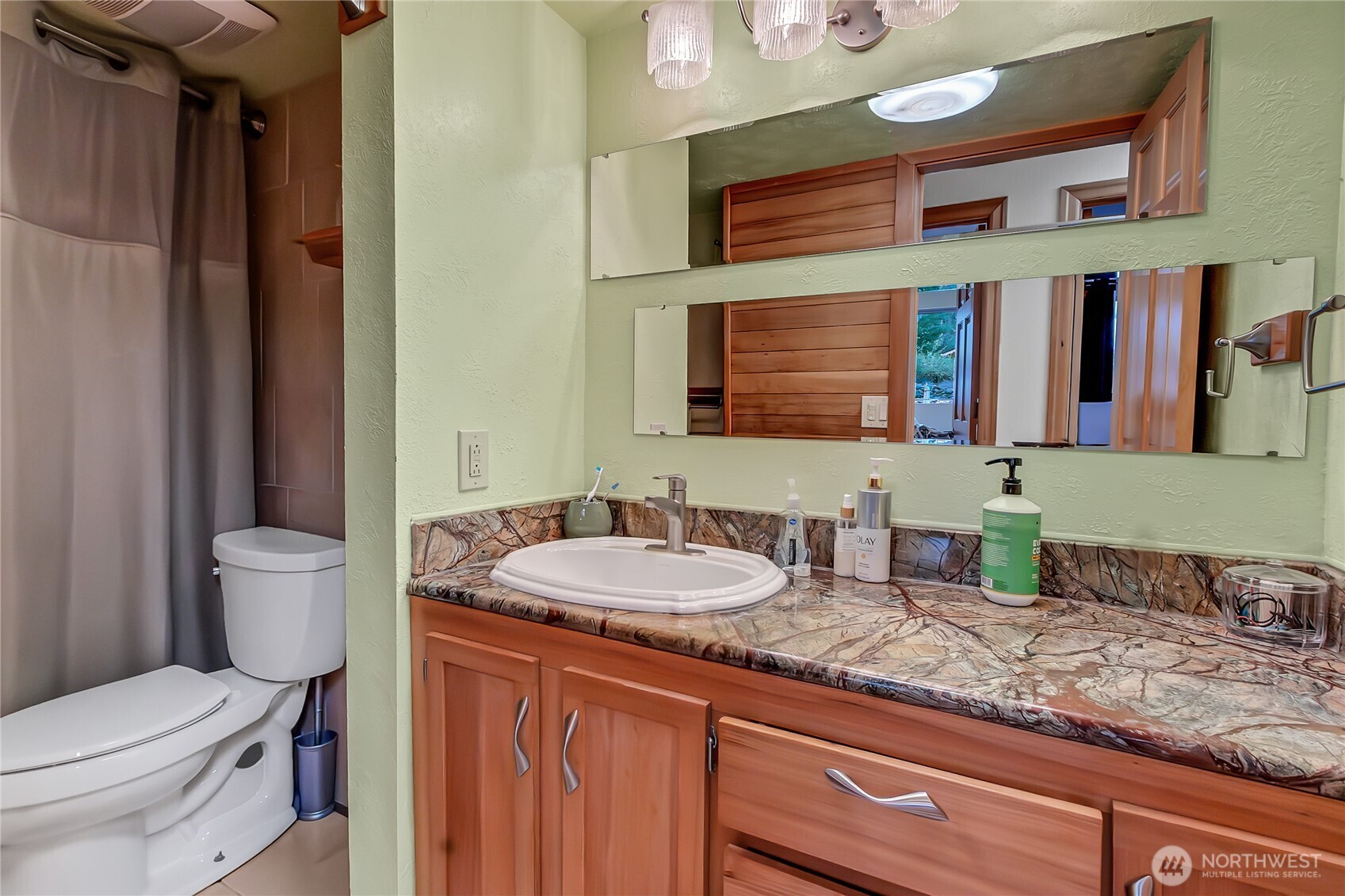 6912 43rd Loop SE, Olympia, WA 98503